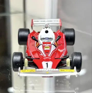 FERRARI 312T2 1/43