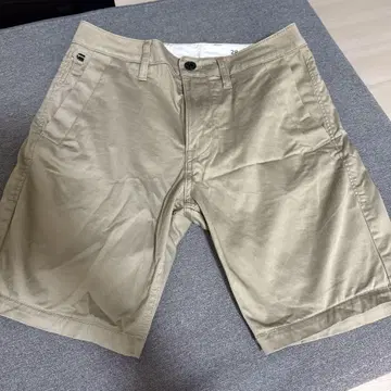 G-STAR RAW 베이지 숏팬츠 28