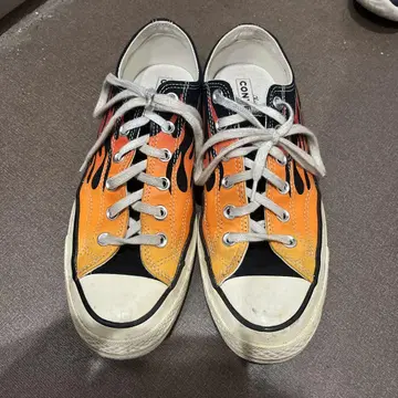 CONVERSE Chuck Taylor 프레임 스니커즈