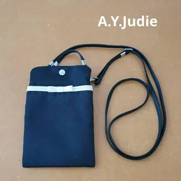 A.Y.Judie 에이와이주디 스마트폰 숄더 블랙 리본 일본제