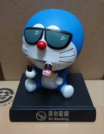 도라에몽? 흡연 피규어