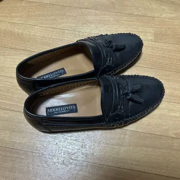 MODELLVITA 블랙 로퍼 태슬 포함