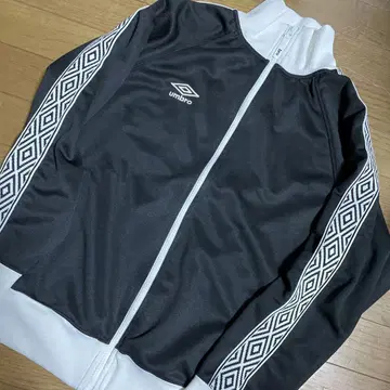 umbro 저지 트랙 자켓 라인 블랙 M 사이즈 엄브로