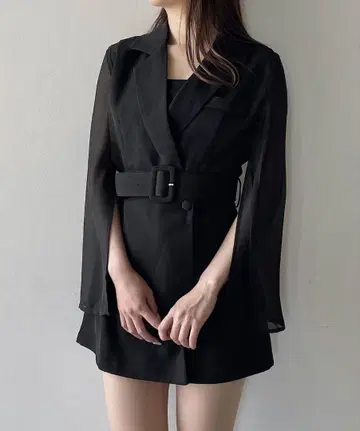 시어 슬리브 테일러드 원피스 NOMAE