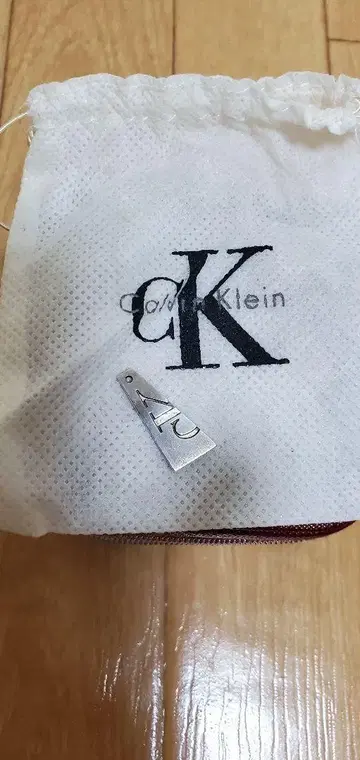 Calvin Klein 목걸이 헤드