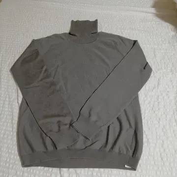 ARMANI 터틀넥 스웨터 size42