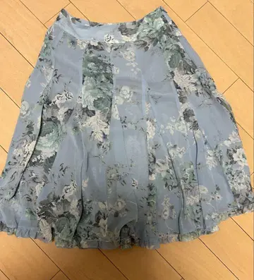 LAURA ASHLEY 꽃무늬 플리츠 스커트