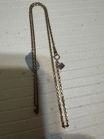 로얄오더 K10 팥 목걸이