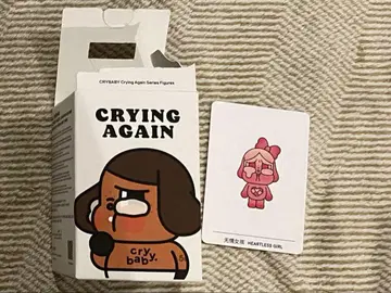 POPMART CRYBABY Crying Again 핑크 하트