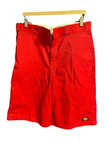 Dickies 빨간색 숏팬츠