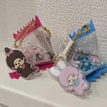 새상품 몬치치 아크릴 키링 2세트