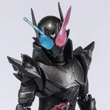 S.H.Figuarts 가면라이더 빌드 래빗 탱크 해저드 폼 평