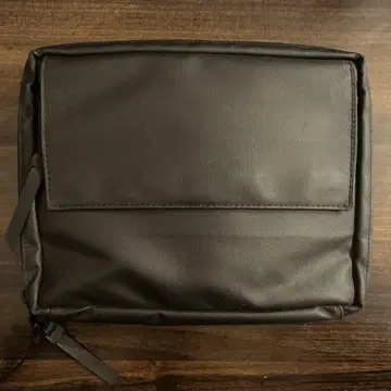 BLACK EMBER LRG ADMIN