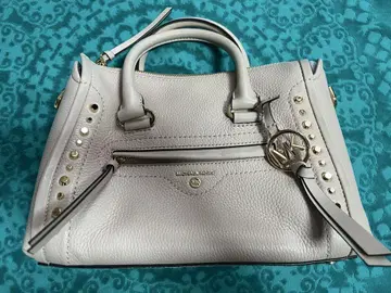 MICHAEL KORS 라이트 그레이 핸드백