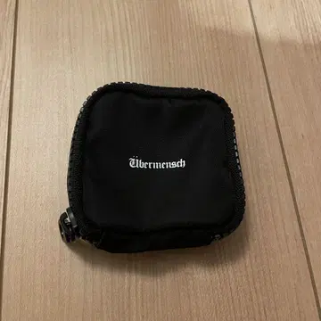 G-DRAGON 지드래곤 지용 AIRPODS POUCH 에어팟 파우치