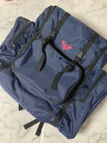 ROXY 네이비 백팩 새상품급 2박 3일 이상