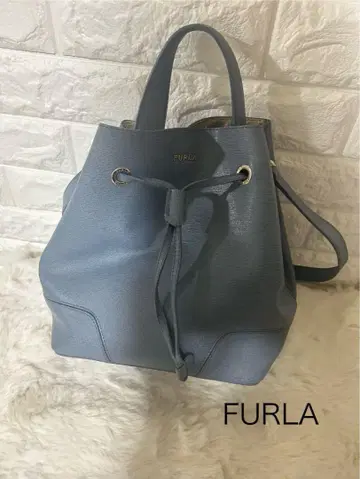 FURLA 그레이 버킷 백