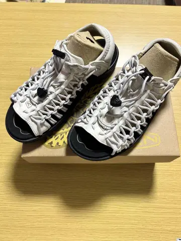 KEEN 스포츠 샌들 레이스업 디자인 24cm