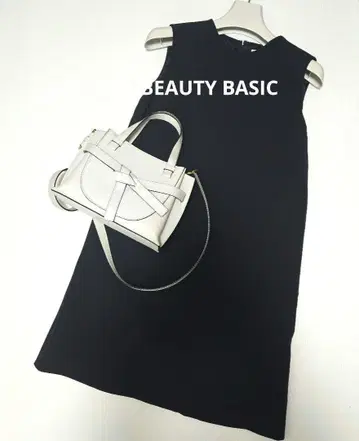 NATURAL BEAUTY BASIC 네이비 슬리브리스 원피스