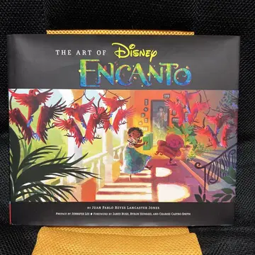 Encanto Art book 미라벨과 마법으로 가득한 집 아트북