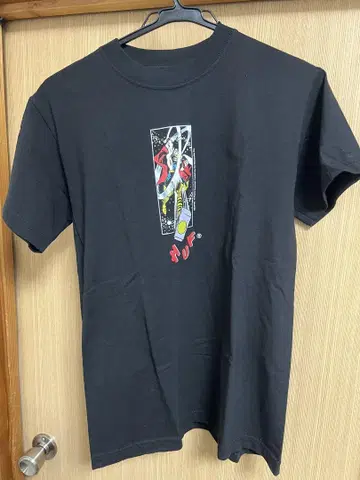 MARVEL HUF 콜라보 T셔츠 S 사이즈 블랙