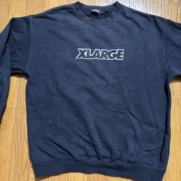 XLARGE 블랙 로고 트레이닝복