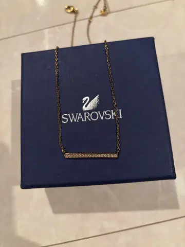 스와로브스키 목걸이