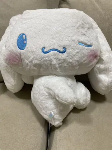 시나모롤 뒤돌아보는 비밀 초BIG 봉제 인형