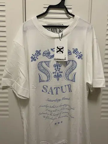SATUR 세터 티셔츠 L 사이즈