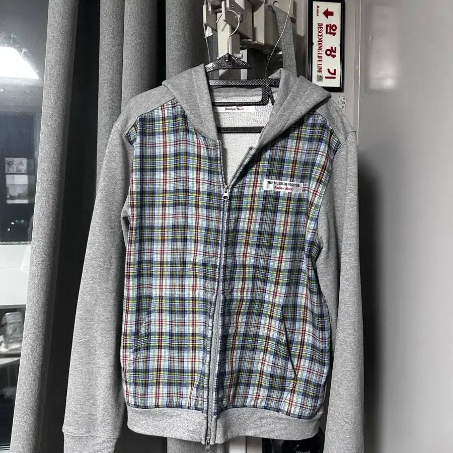 【THE MUSEUM VISITOR】 CHECK MIXED ZIPUP HOODIE / 追跡付 THE MUSEUM VISITOR | 더뮤지엄비지터 The Museum Visitor CHECK