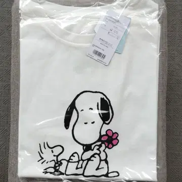 [미개봉품] 스누피 T셔츠 화이트 PEANUTS M~L 사이즈