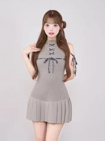 [미사용 새상품] Darich 도킹 레이스업 미니 원피스 FL GRY
