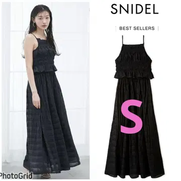SNIDEL 스나이델 아메슬리 플리츠 도킹 원피스