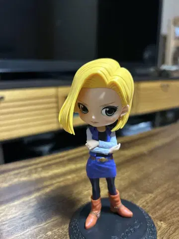 드래곤볼 Z Qposket 인조인간 18호 피규어