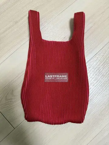 LASTFRAME 리브 레드 에코백