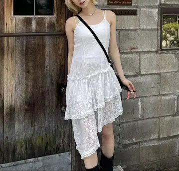 TRIFLE 플라워 레이스 이헤렘 원피스