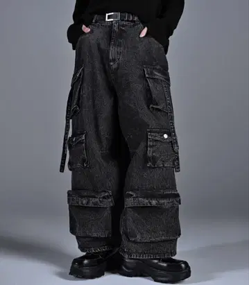 parachute cargo pants / 파라슈트 카고 팬츠