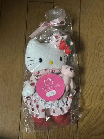KITTY GOODS COLLECTION 표지 봉제 인형 헬로키티