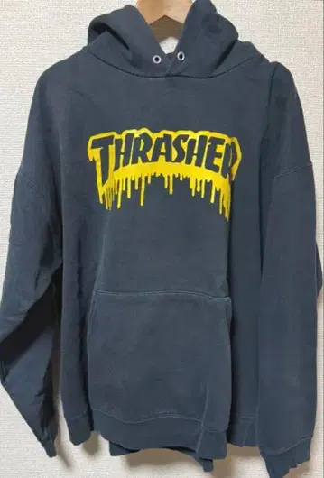 90년대 트레셔 후드티 usa 제작 블랙 자수 택