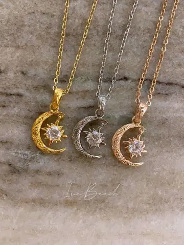 IRIE BEACH sun and moon necklace