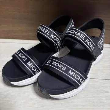 MICHAEL KORS 스포츠 샌들 블랙