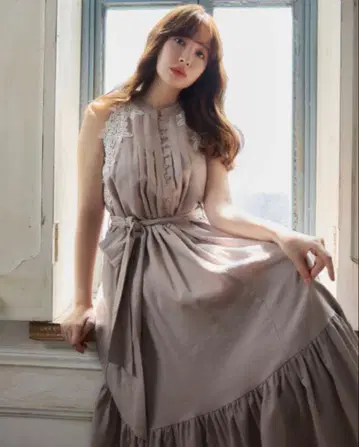 herlipto Notting Hill Belted Dress S 새상품