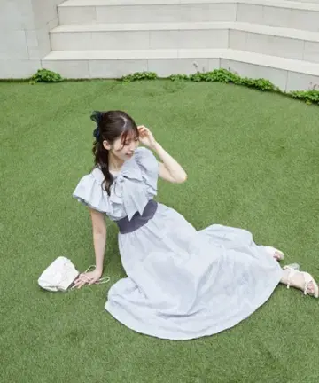 프릴 장식 그레이 맥시 드레스