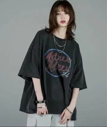 ADRER 헤비 코튼 빈티지 레트로 로고 데미지 피그먼트 티셔츠