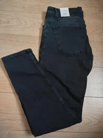 ZARA 스키니 팬츠 미사용 새상품