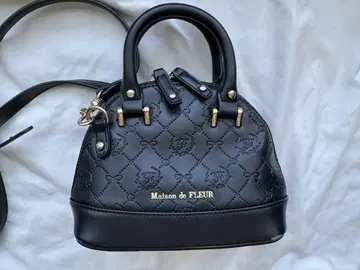 Maison de FLEUR 메종 드 플뢰르 모노그램 백