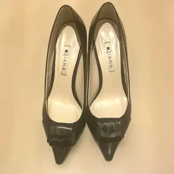 DAIANA 펌프스 에나멜 블랙 23.5cm