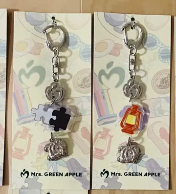 Mrs. GREEN APPLE