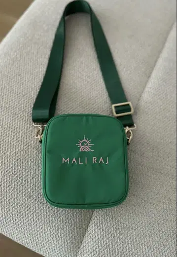 MALI RAJ 그린 숄더백