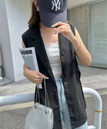 앤도미 린넨 블렌드 사이드 오픈 베스트 블랙 M andme 새상품